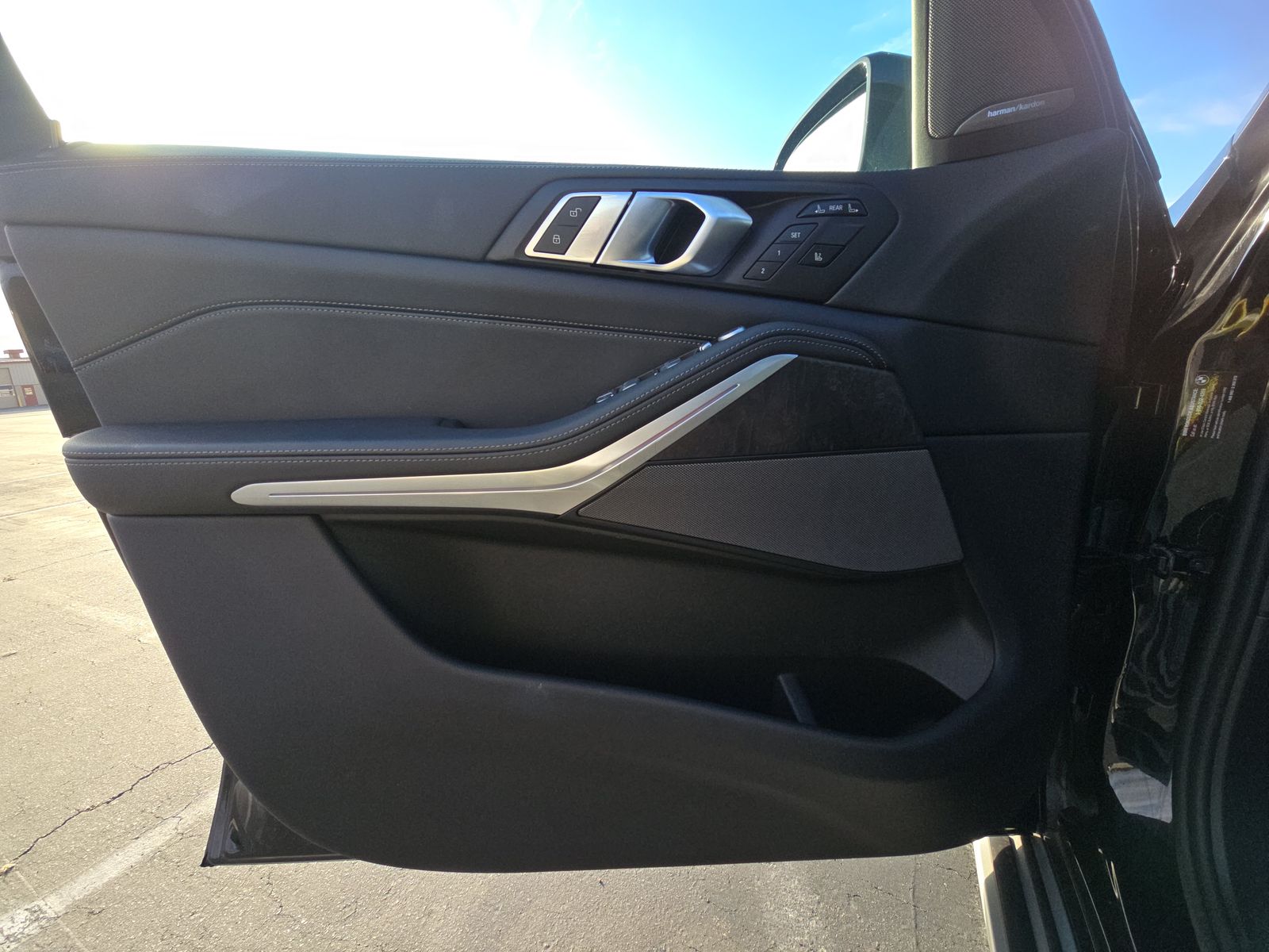 2025 BMW X7 xDrive40i AWD