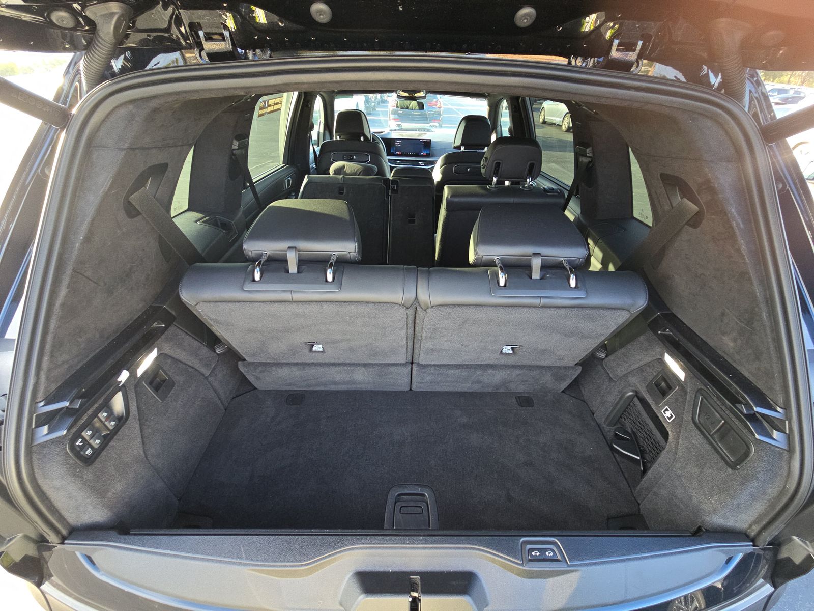 2025 BMW X7 xDrive40i AWD