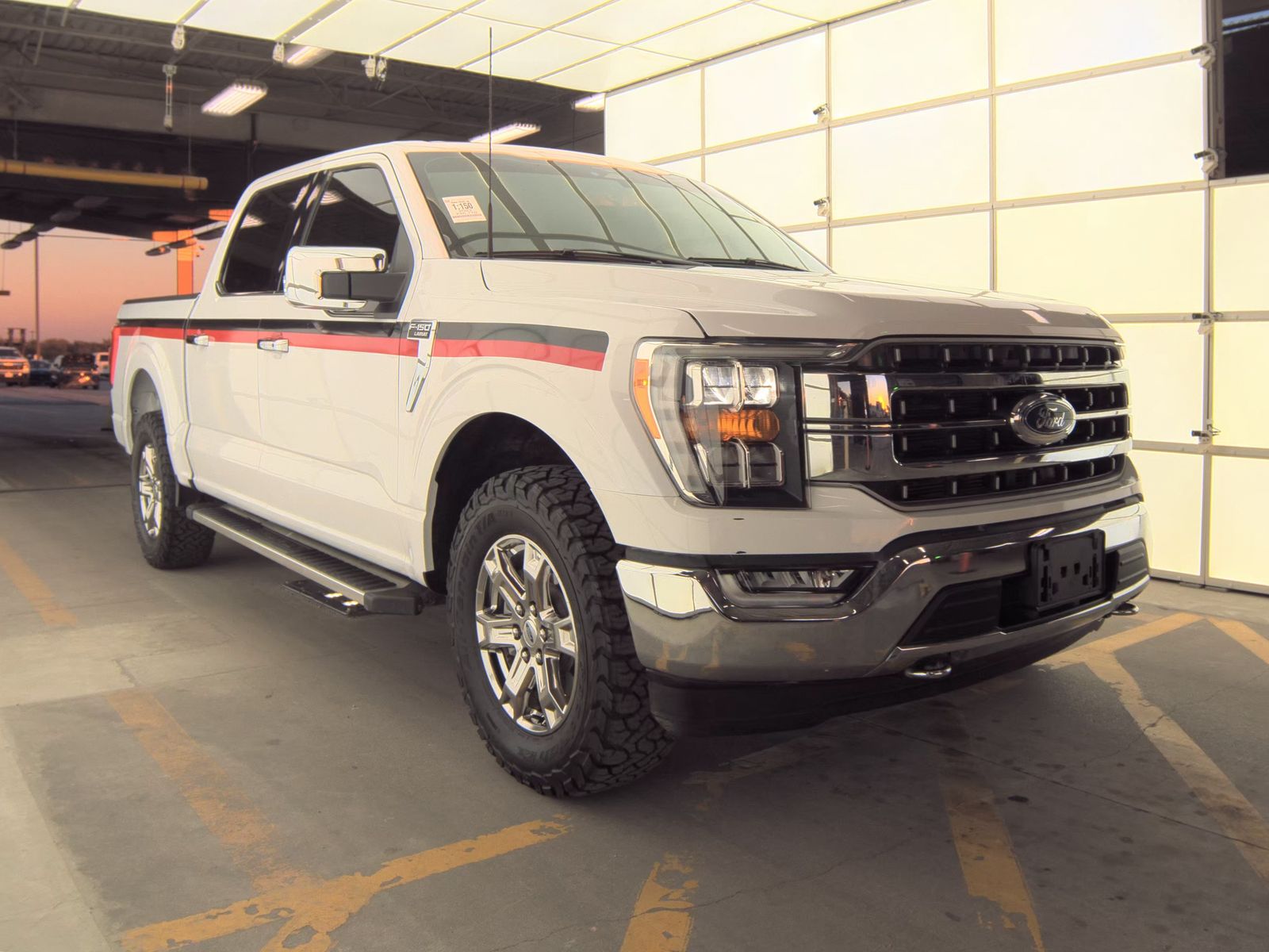 2023 Ford F-150 Lariat AWD