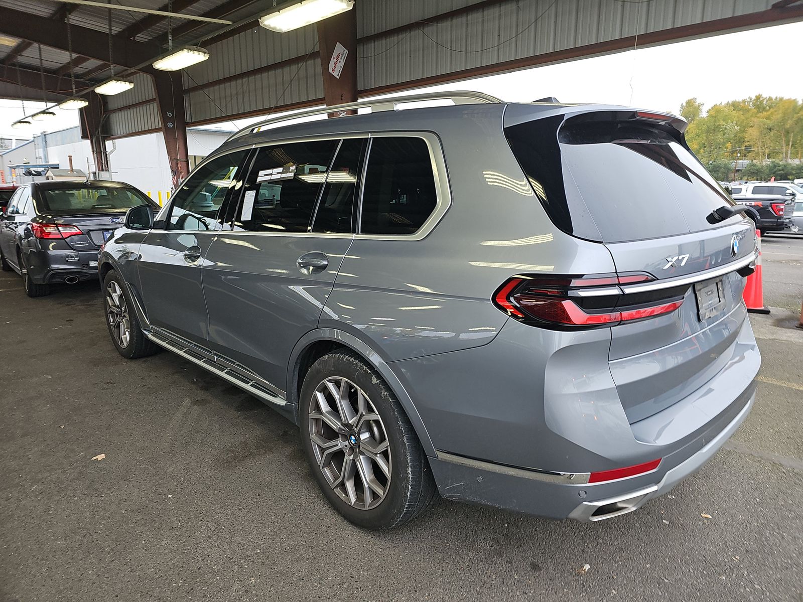 2025 BMW X7 xDrive40i AWD