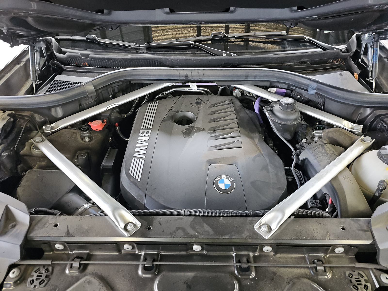 2025 BMW X7 xDrive40i AWD