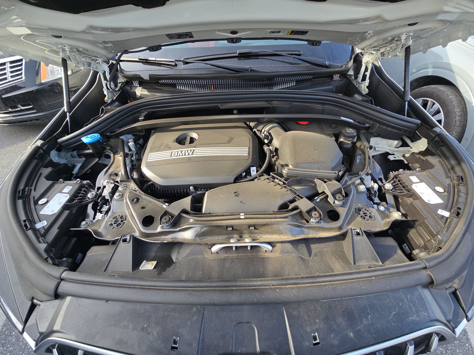 2025 BMW X1 xDrive28i AWD