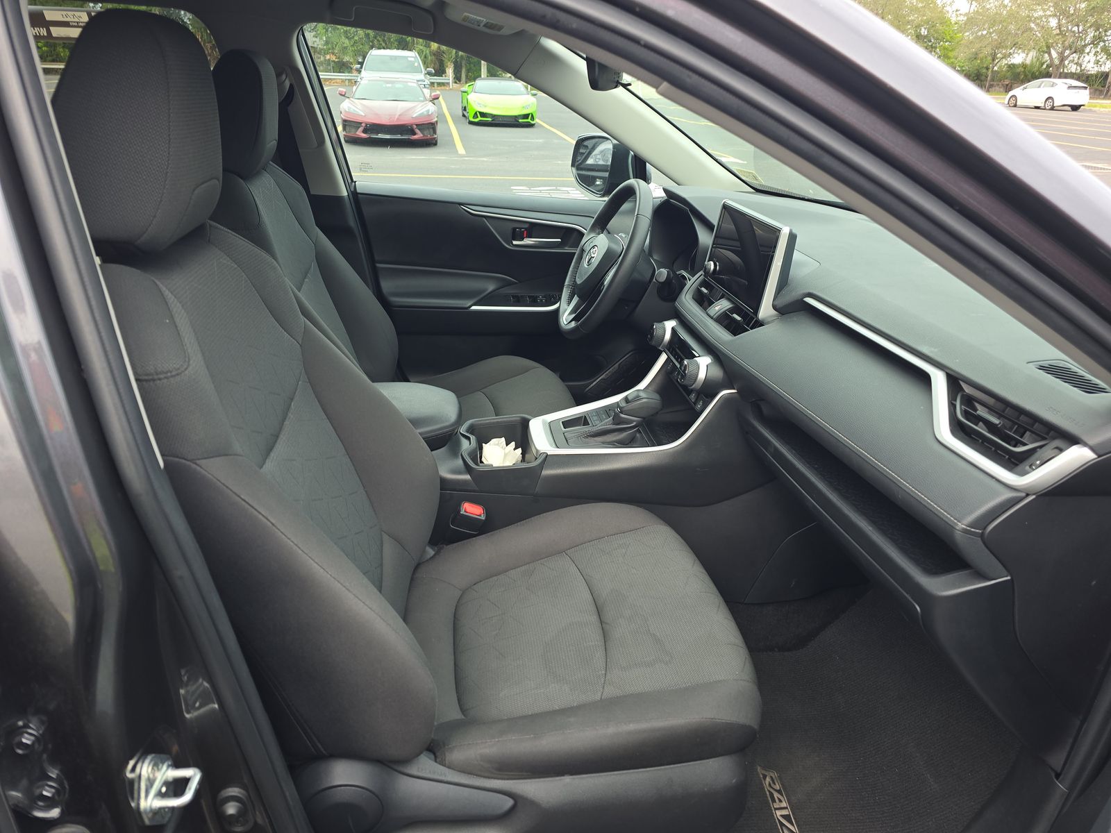 2024 Toyota RAV4 XLE AWD