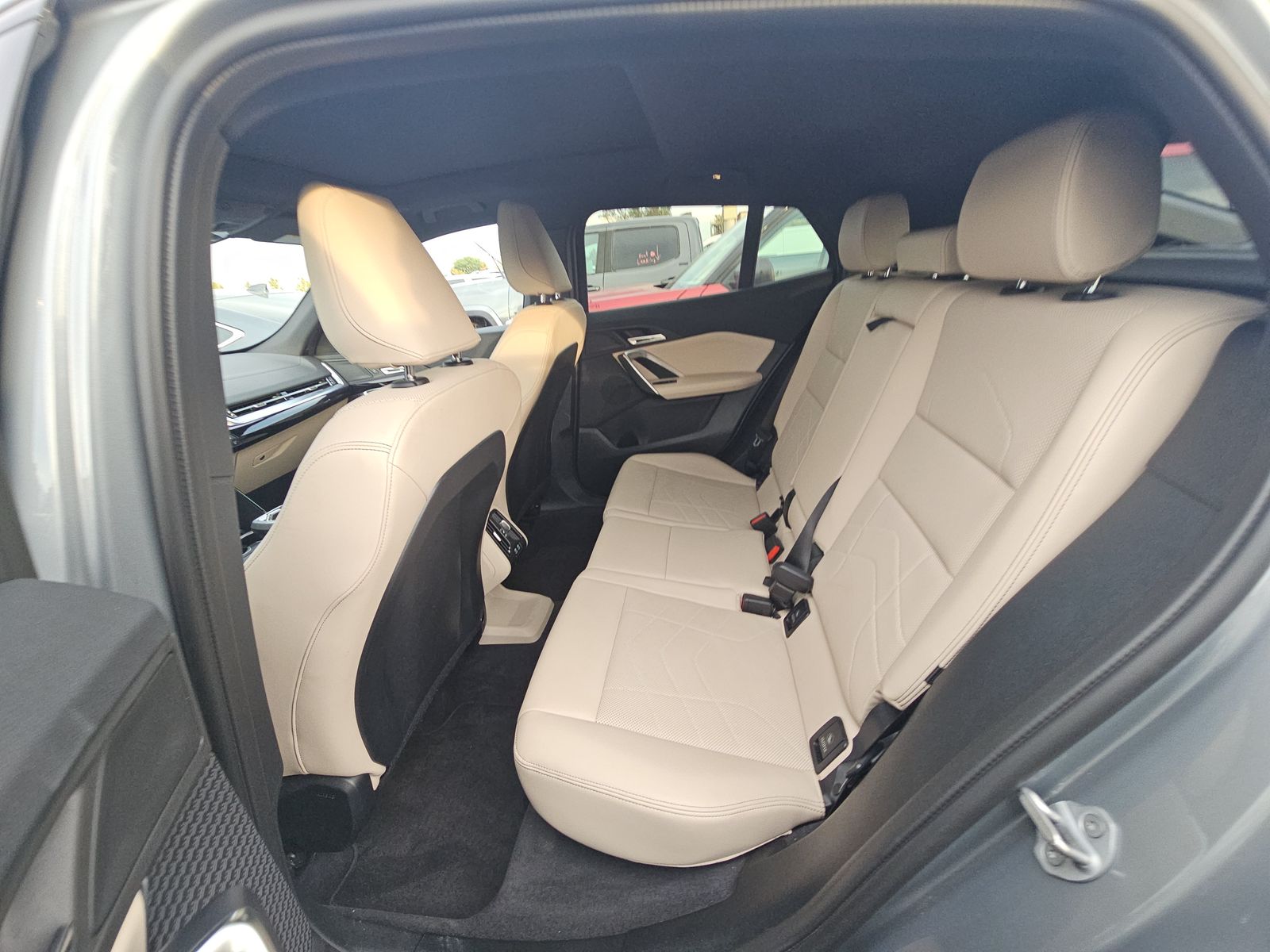 2025 BMW X2 xDrive28i AWD