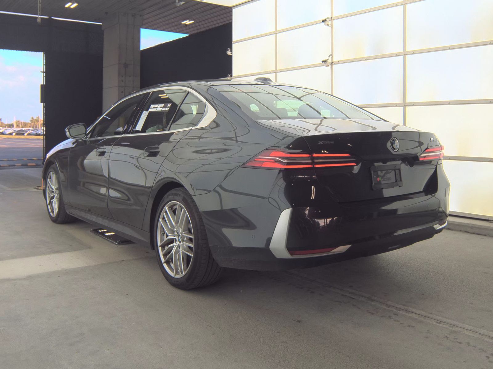 2025 BMW 5 Series 530i xDrive AWD