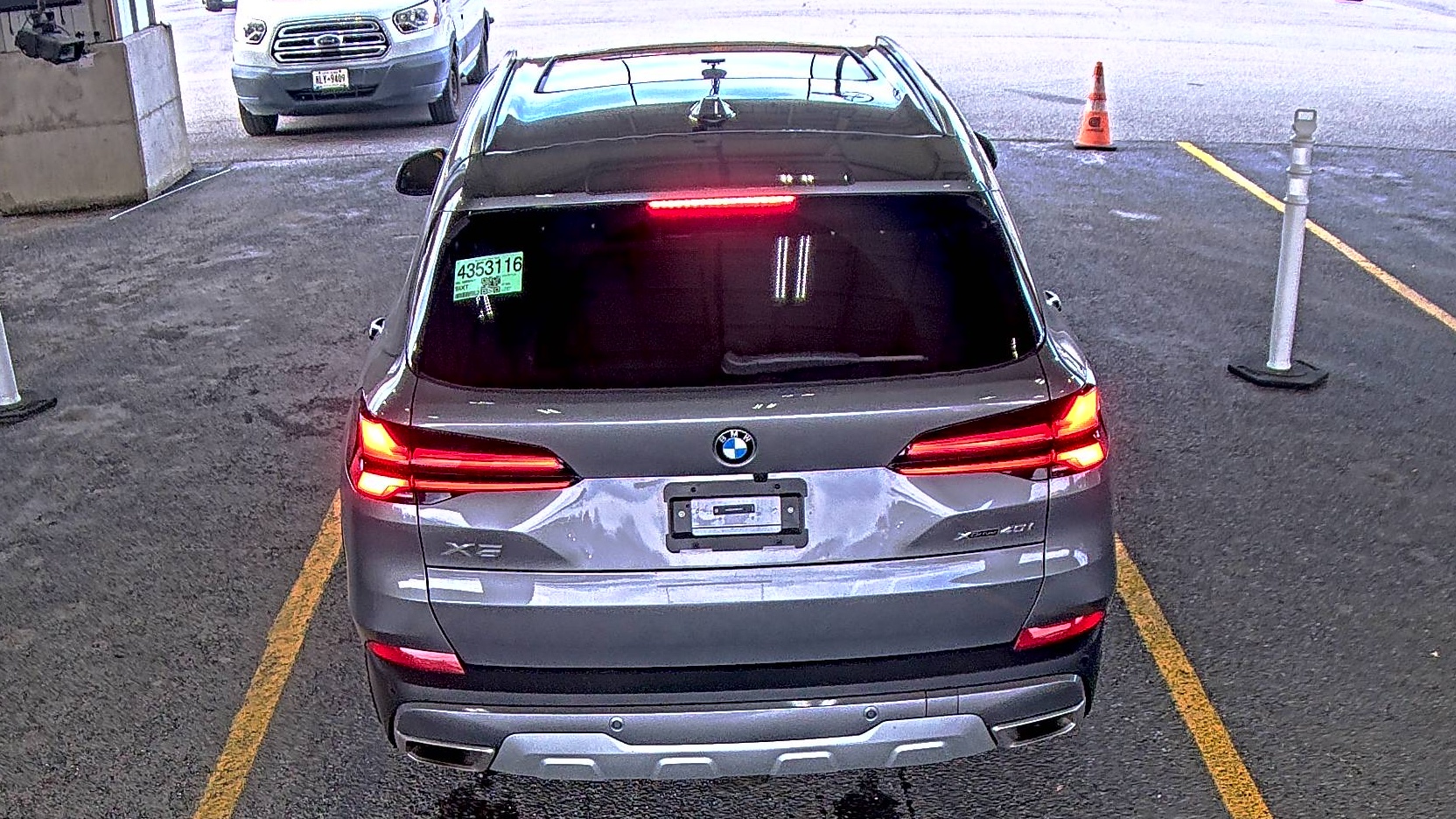 2025 BMW X5 xDrive40i AWD