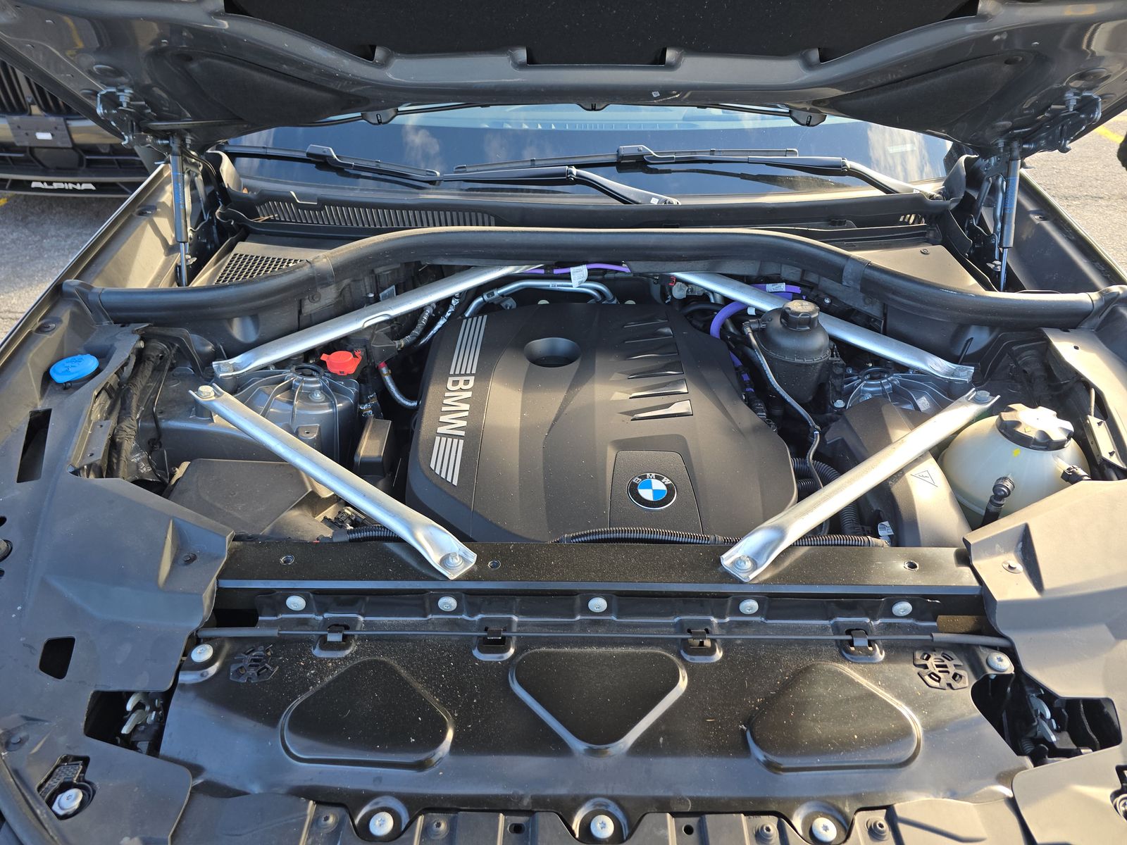 2025 BMW X5 xDrive40i AWD