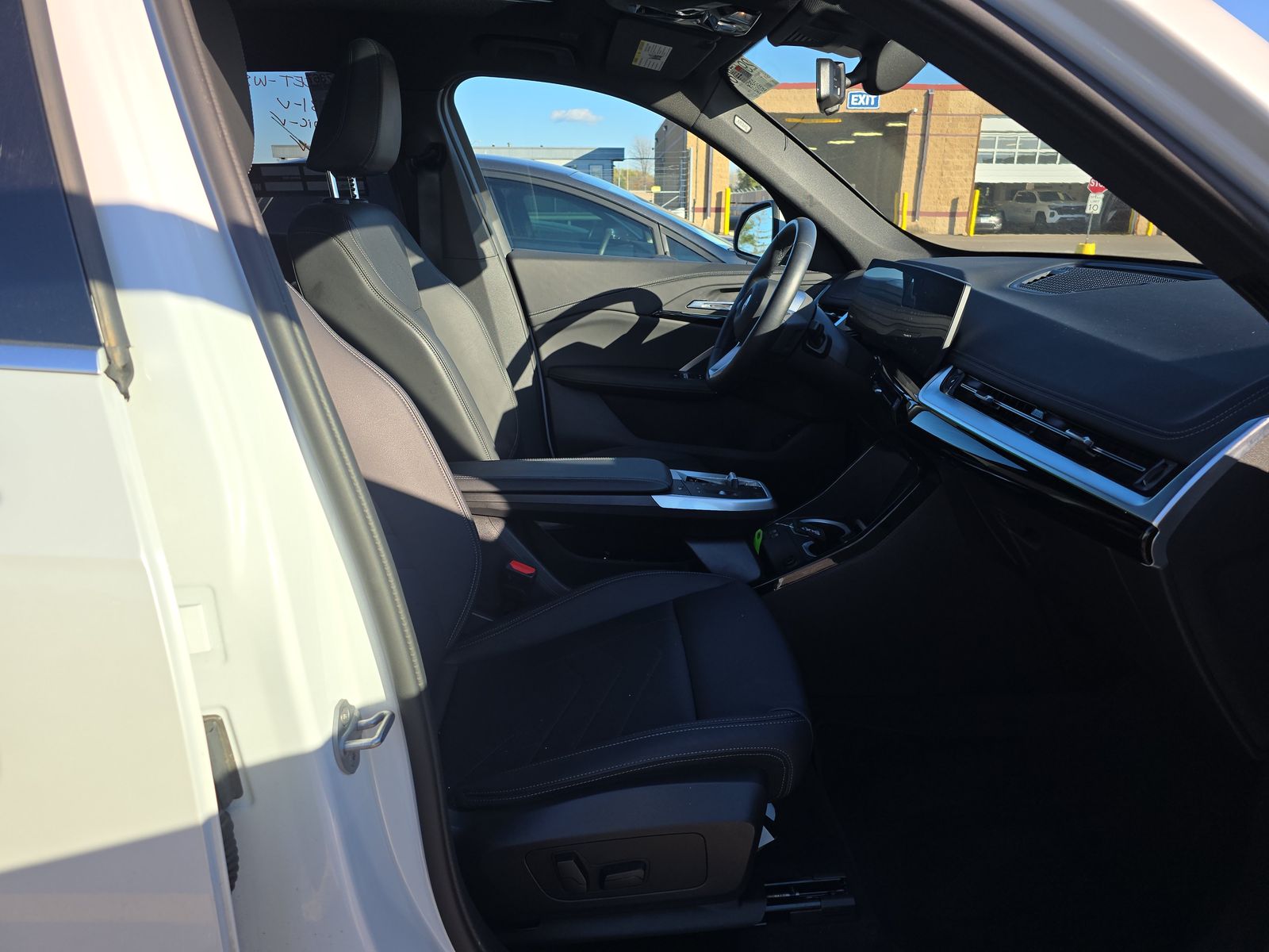 2025 BMW X1 xDrive28i AWD