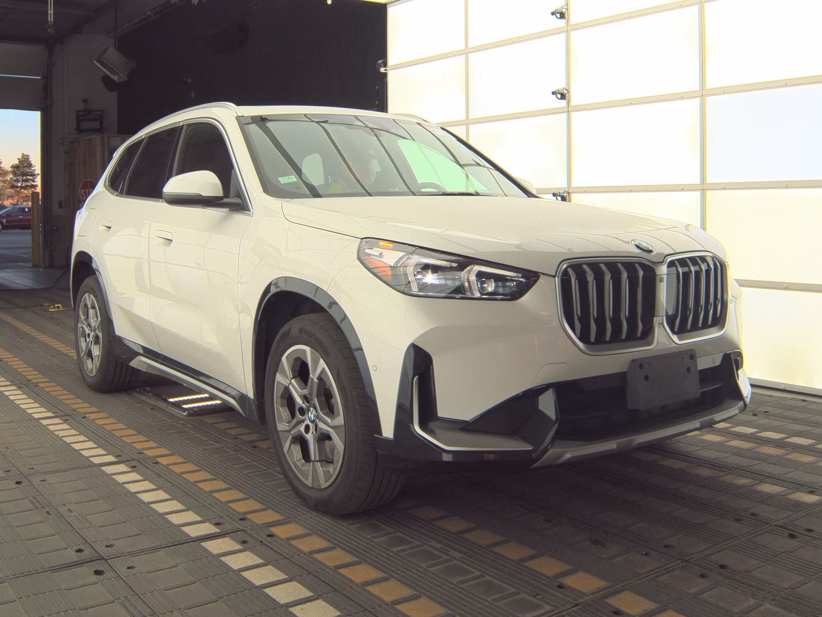 2025 BMW X1 xDrive28i AWD