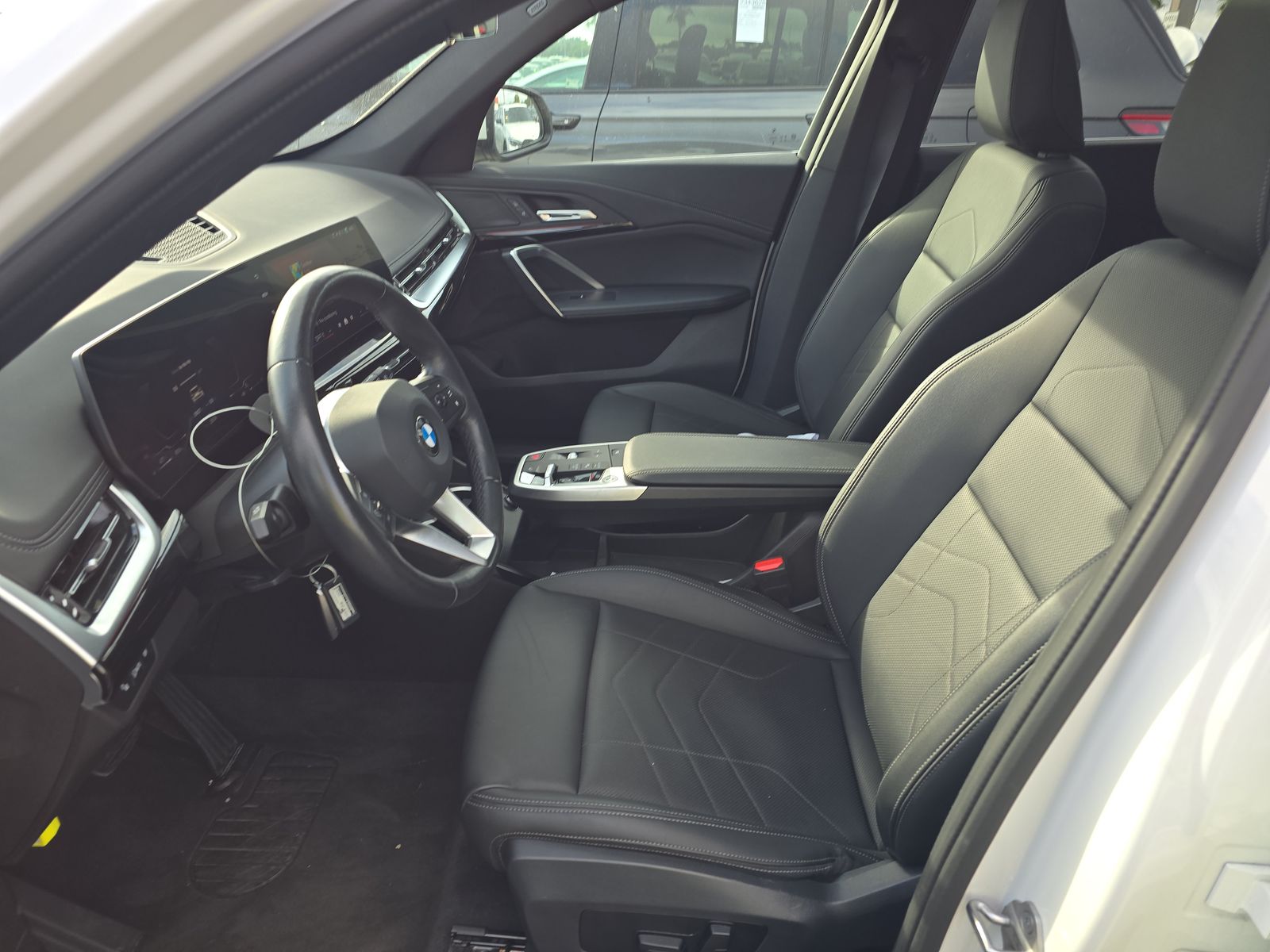 2025 BMW X1 xDrive28i AWD