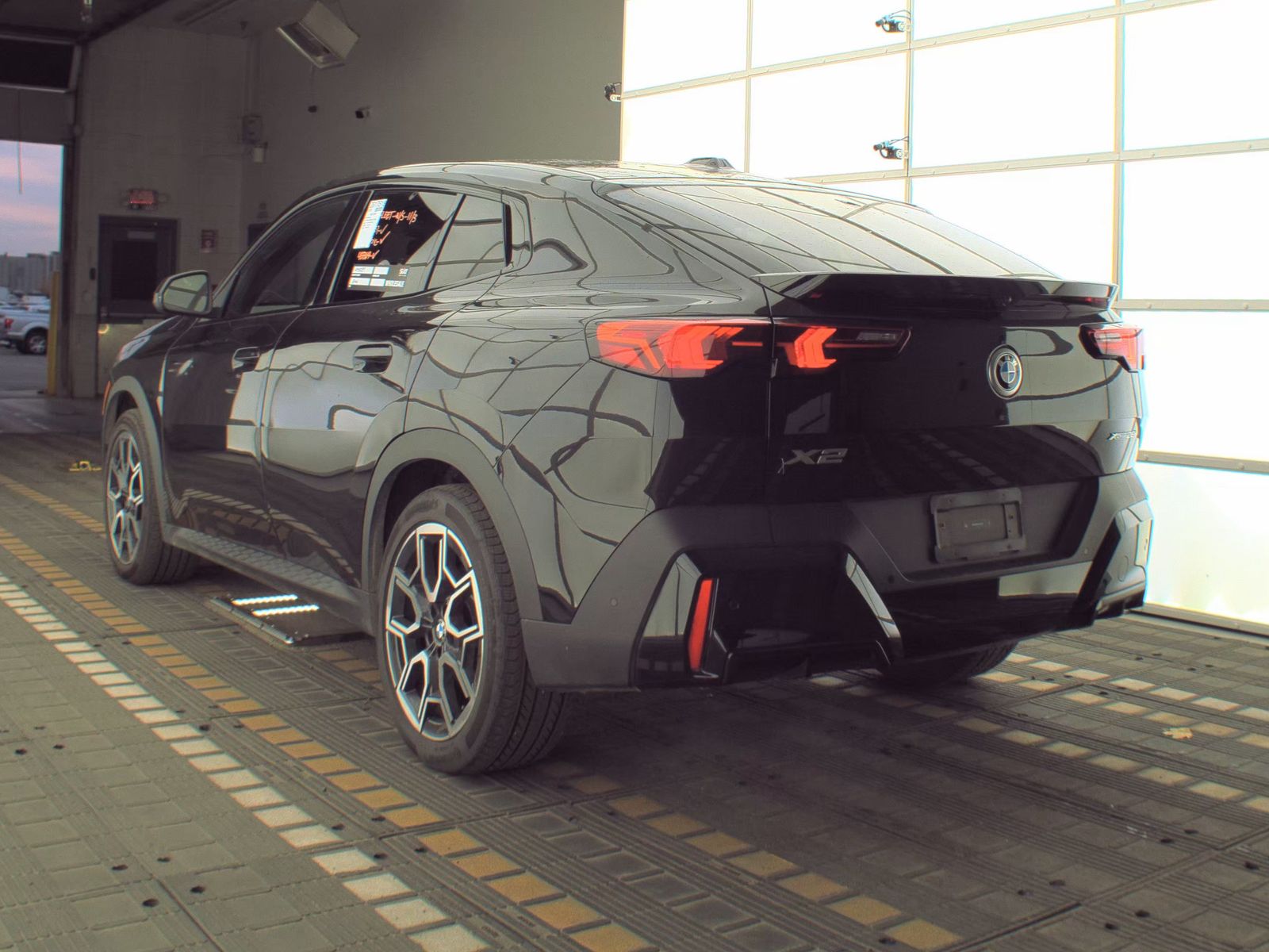 2025 BMW X2 xDrive28i AWD