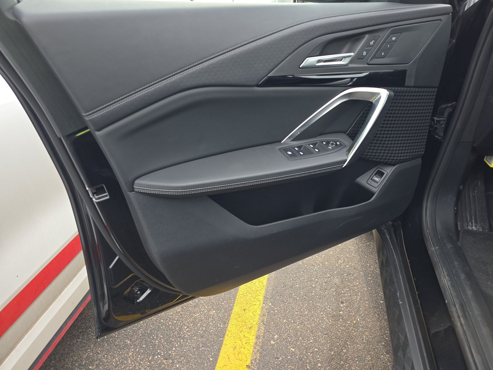 2025 BMW X2 xDrive28i AWD