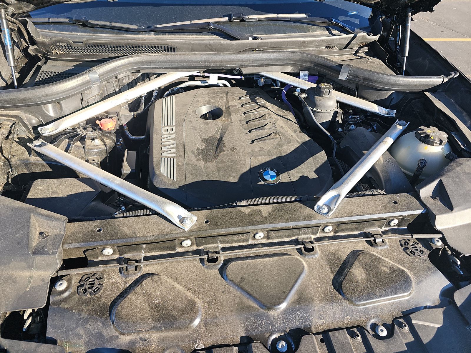 2025 BMW X5 xDrive40i AWD