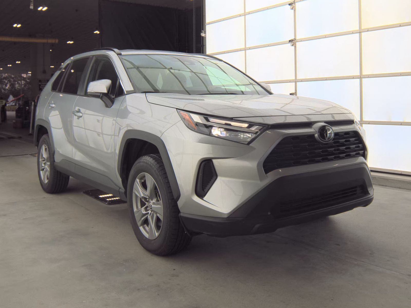 2024 Toyota RAV4 XLE AWD