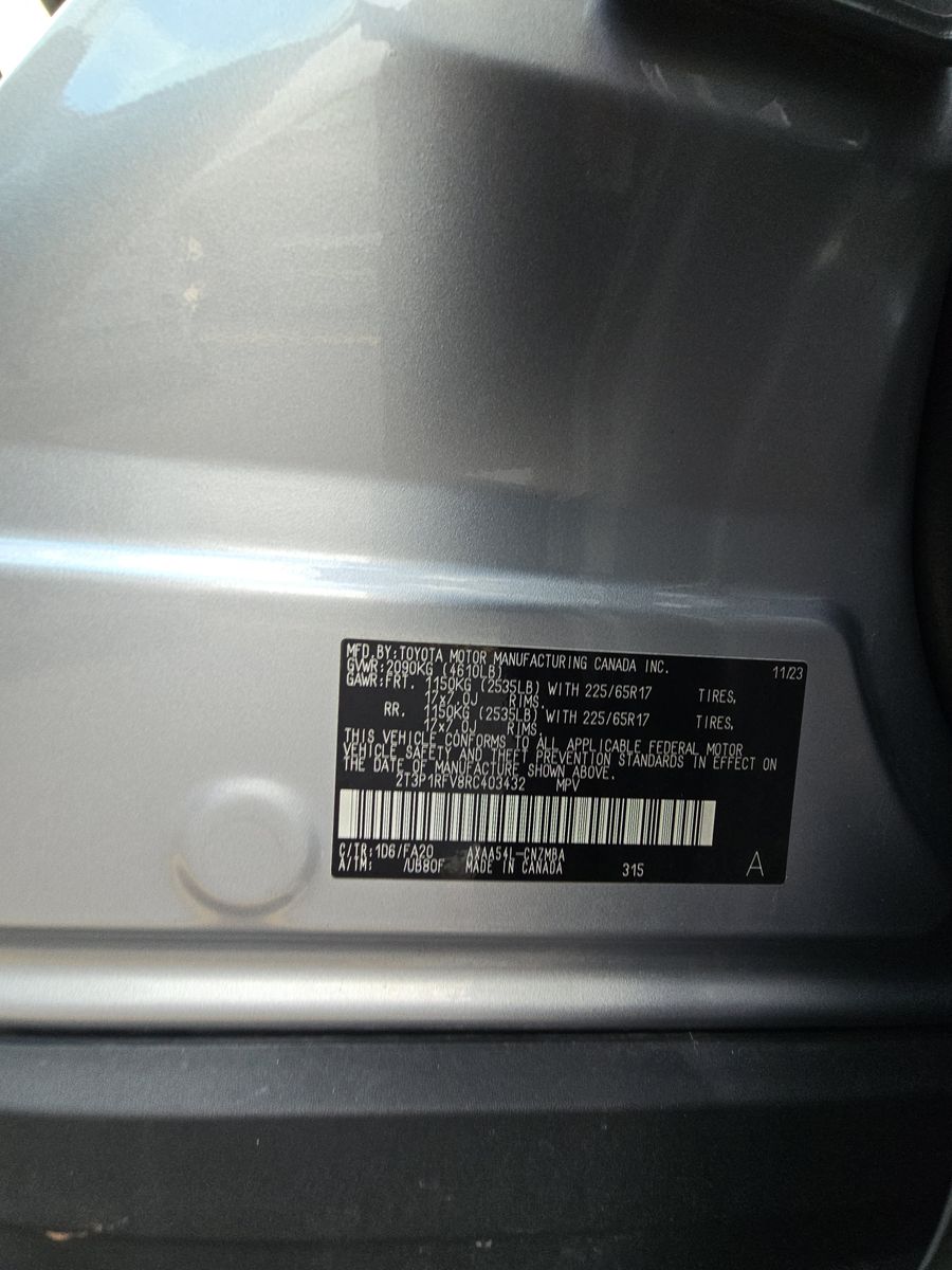 2024 Toyota RAV4 XLE AWD