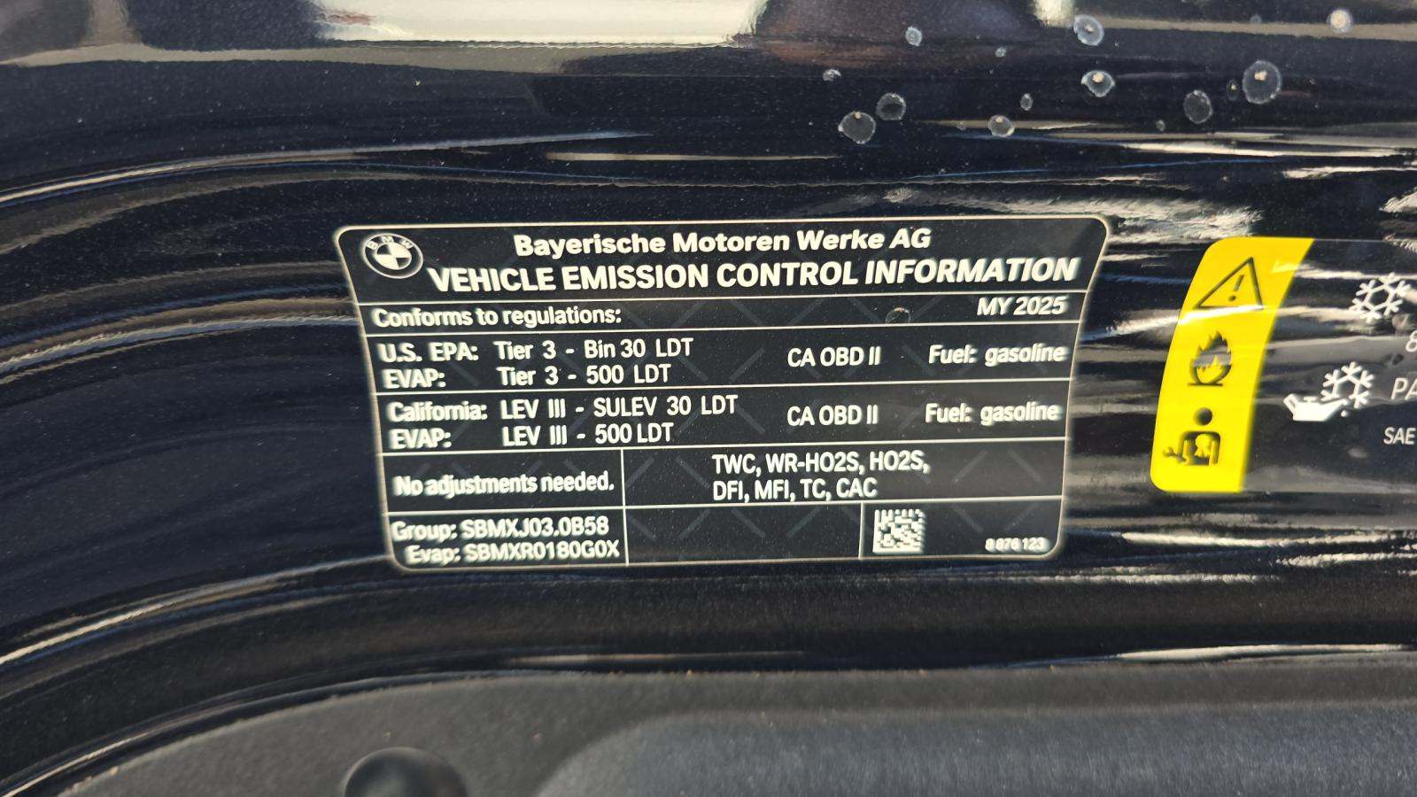 2025 BMW X7 xDrive40i AWD