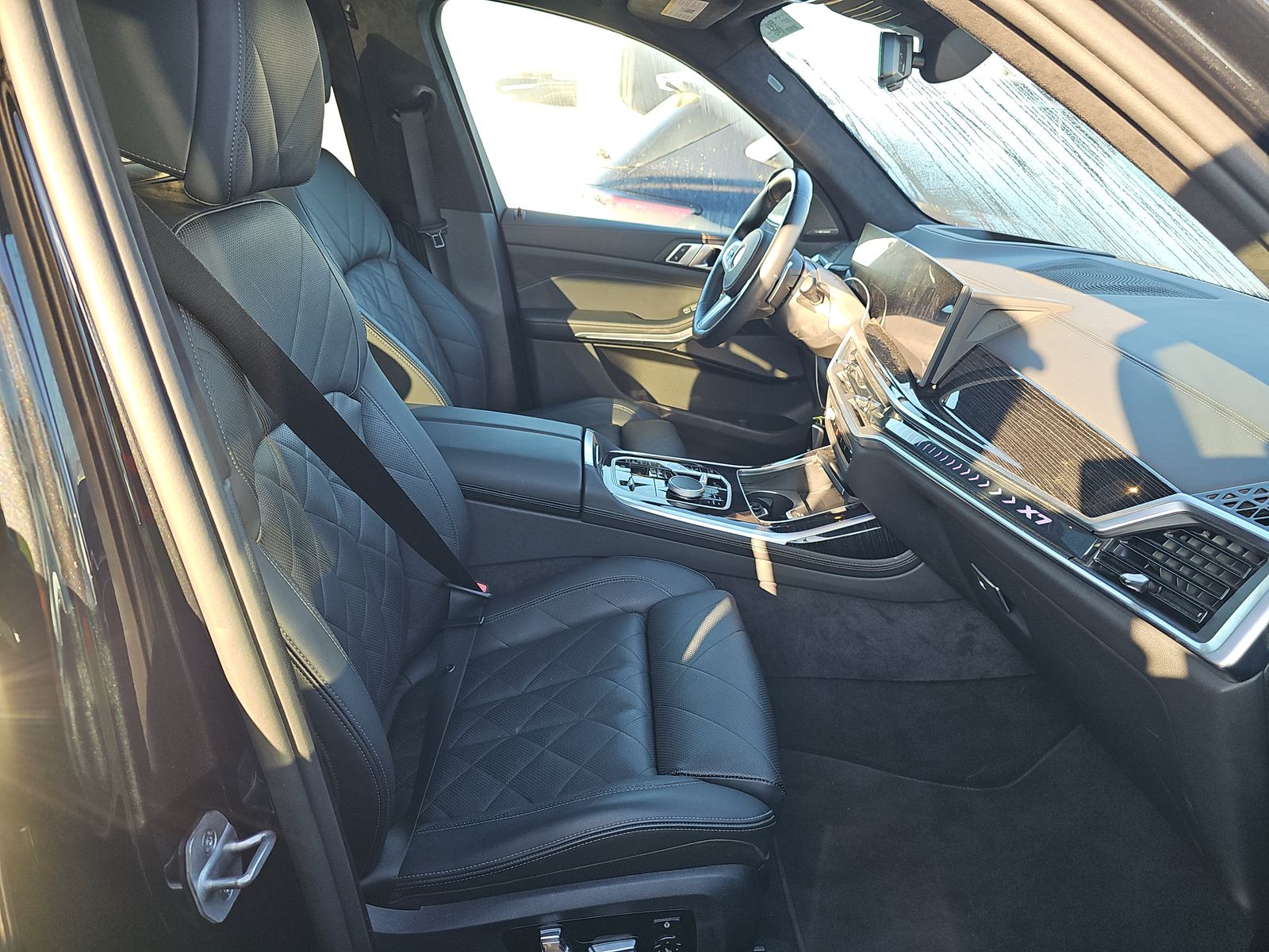 2025 BMW X7 xDrive40i AWD