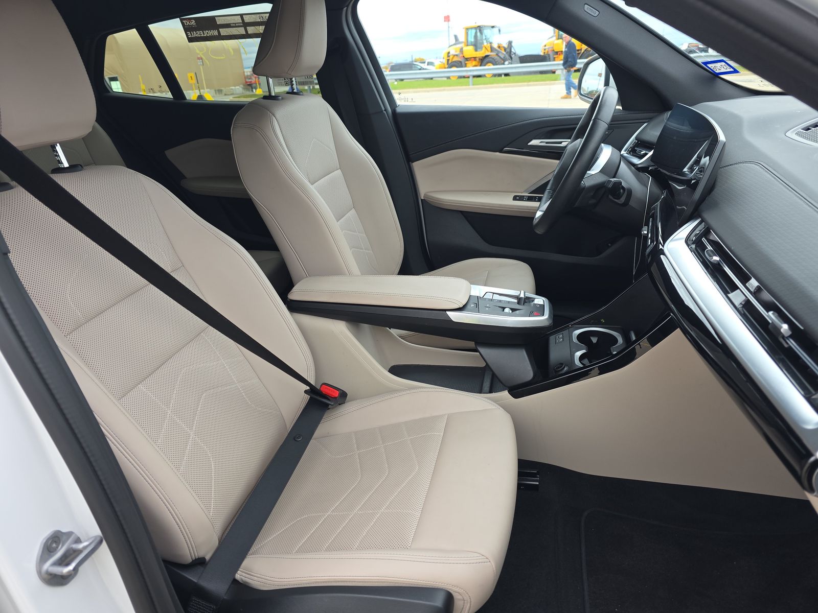 2025 BMW X2 xDrive28i AWD