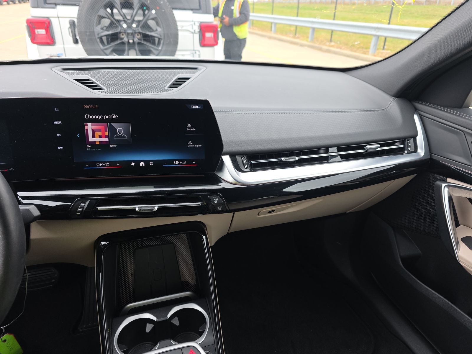 2025 BMW X2 xDrive28i AWD