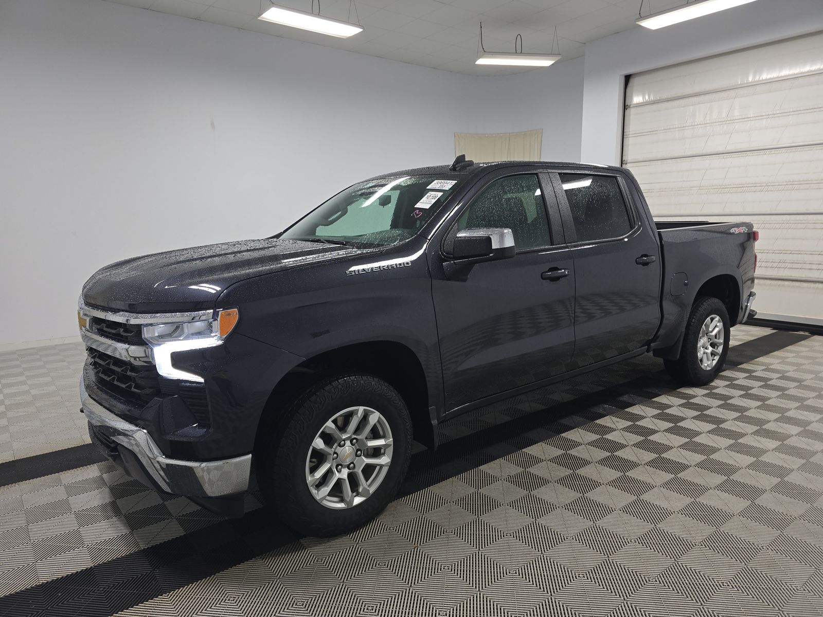 2024 Chevrolet Silverado 1500 LT AWD