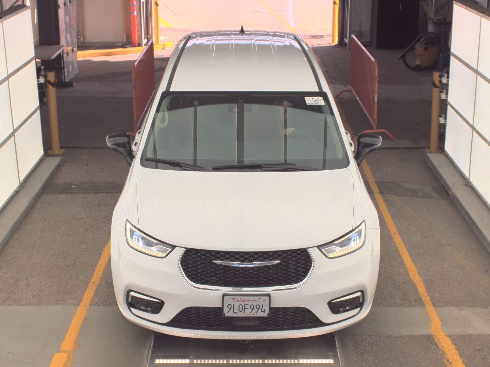 2024 Chrysler Pacifica Hybrid Select FWD