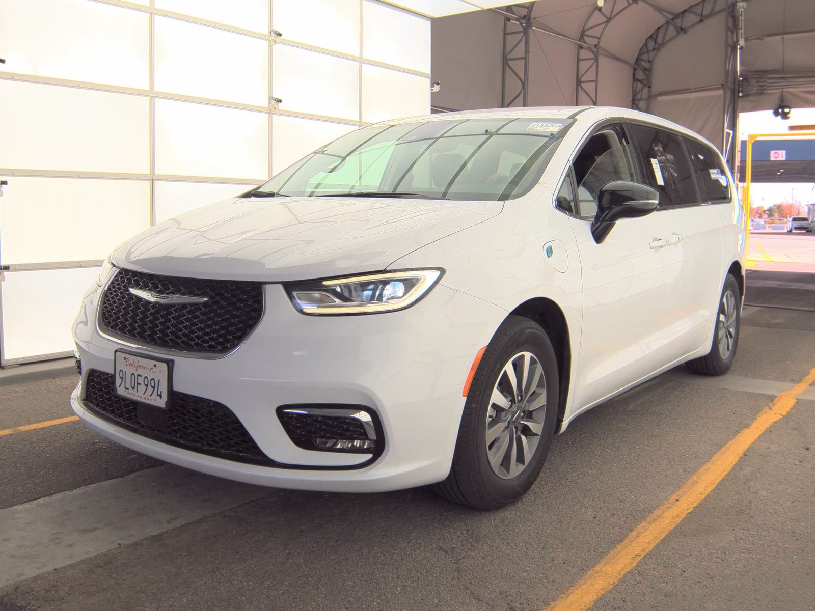 2024 Chrysler Pacifica Hybrid Select FWD