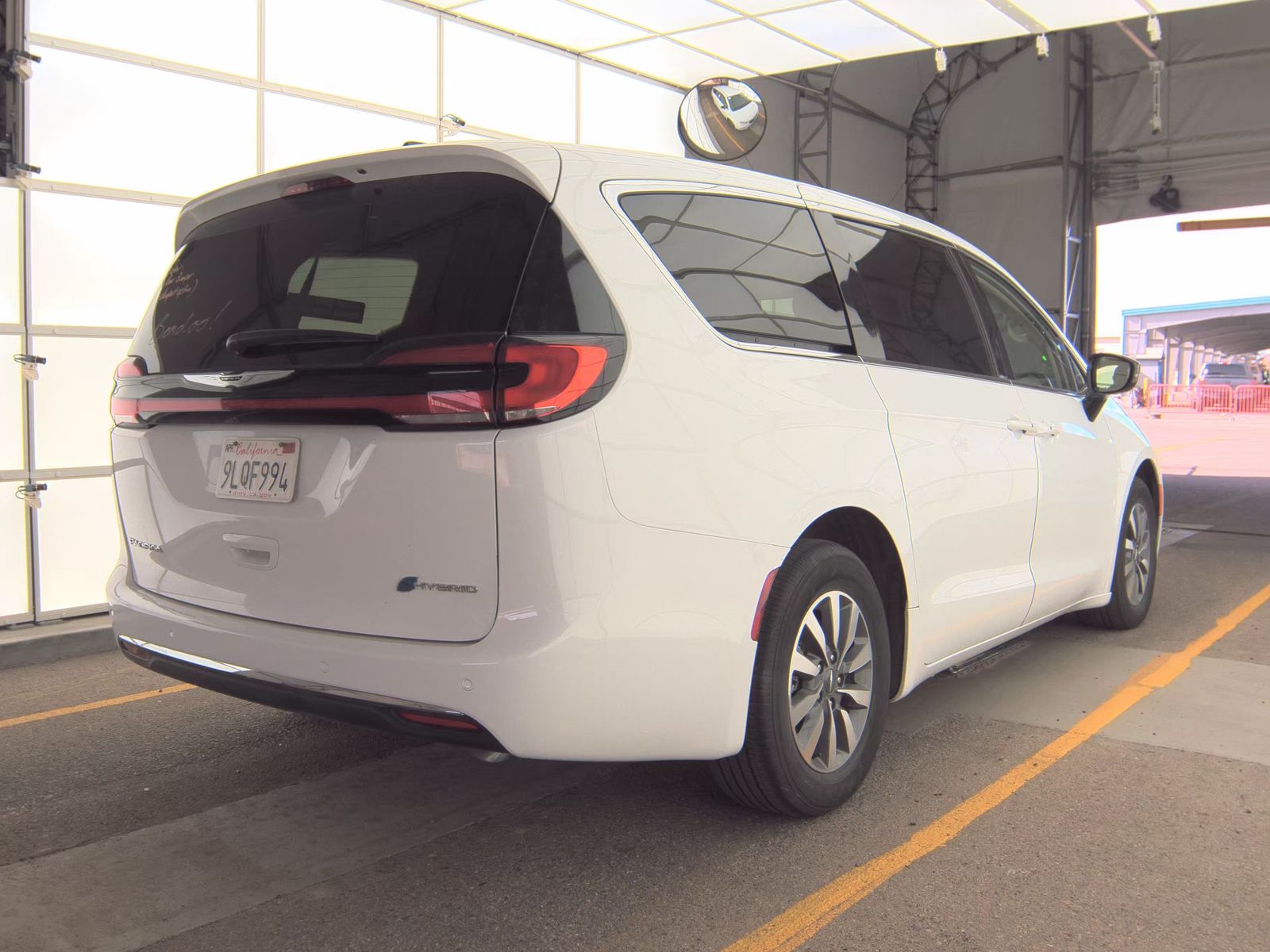 2024 Chrysler Pacifica Hybrid Select FWD