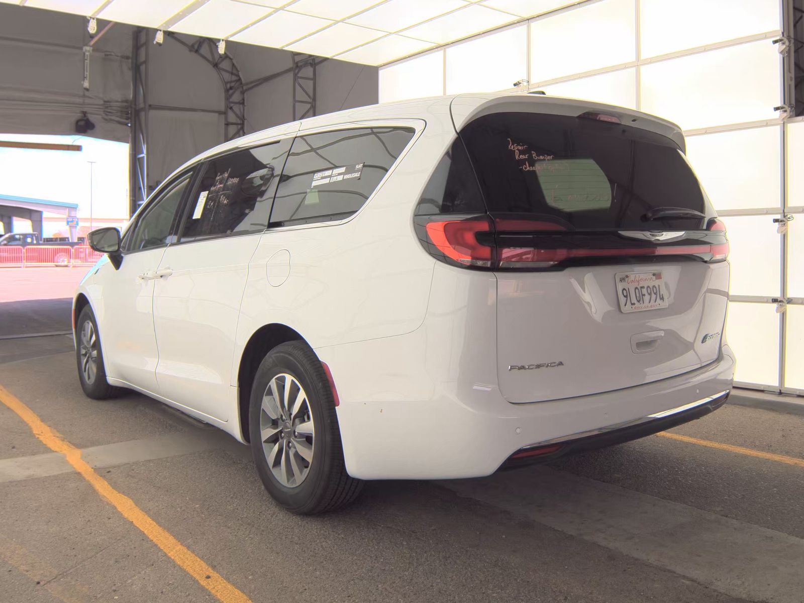 2024 Chrysler Pacifica Hybrid Select FWD