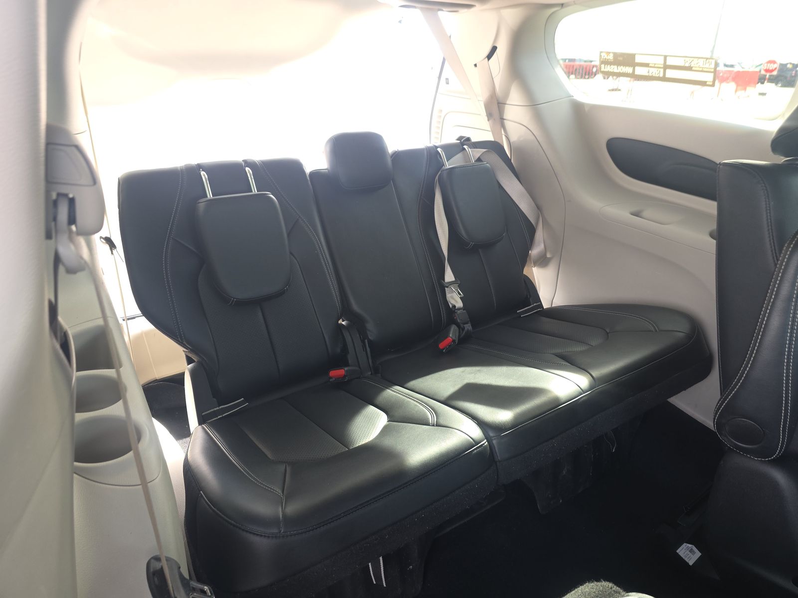 2024 Chrysler Pacifica Hybrid Select FWD