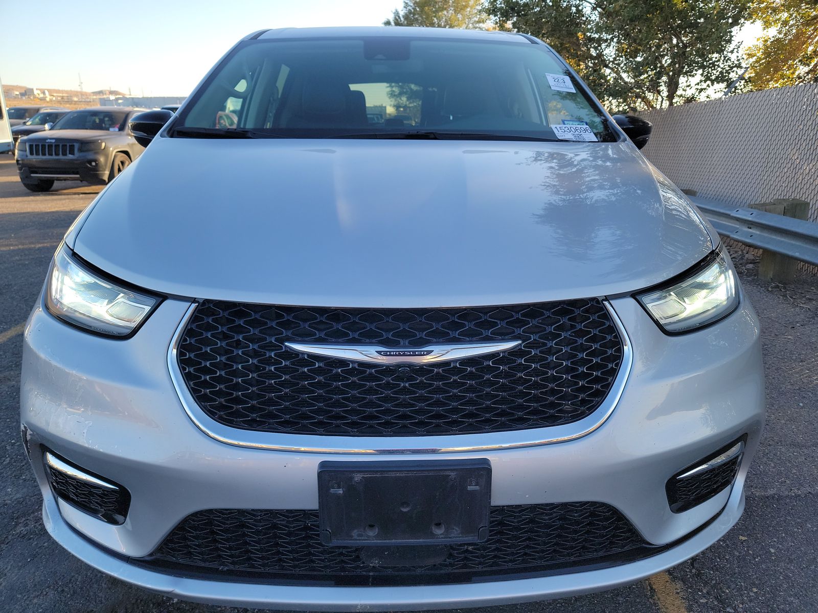 2024 Chrysler Pacifica Hybrid Select FWD