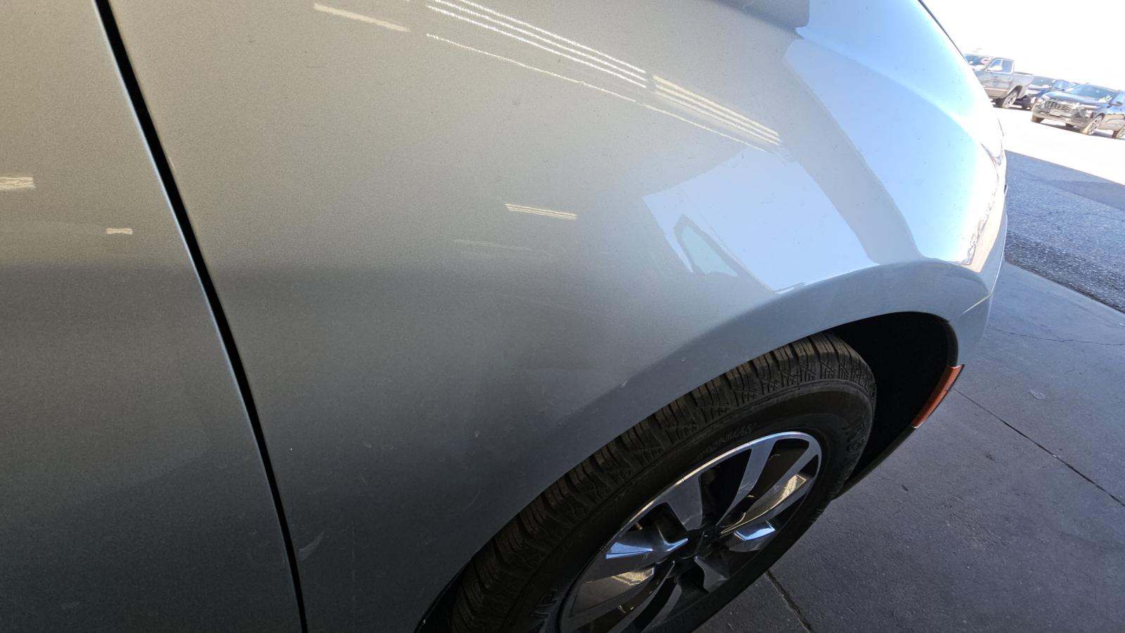 2024 Chrysler Pacifica Hybrid Select FWD