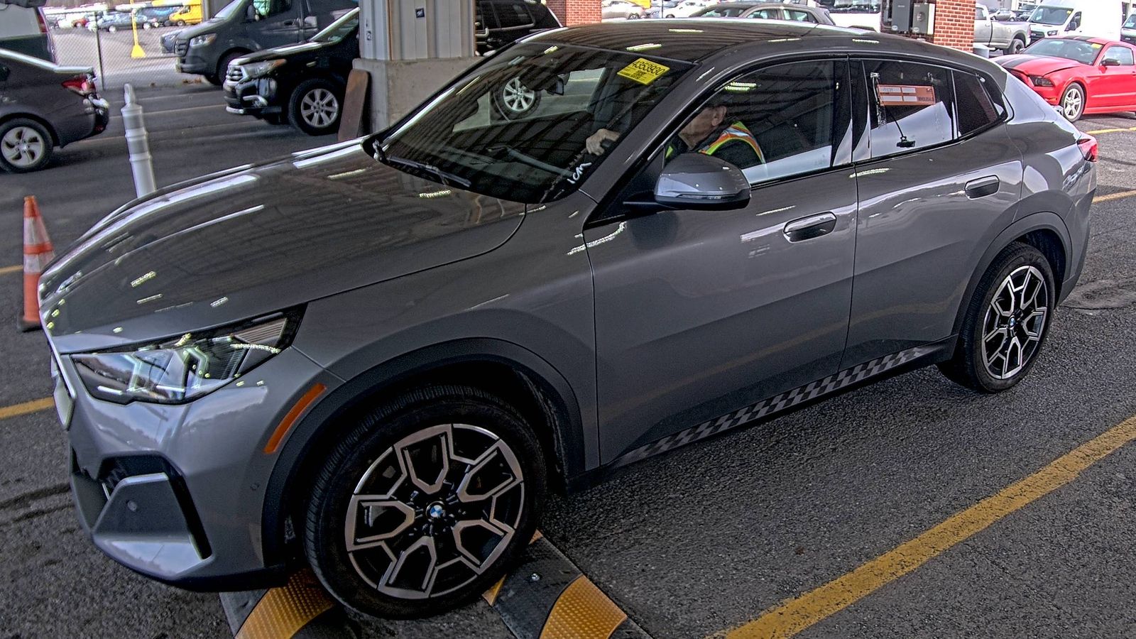 2025 BMW X2 xDrive28i AWD