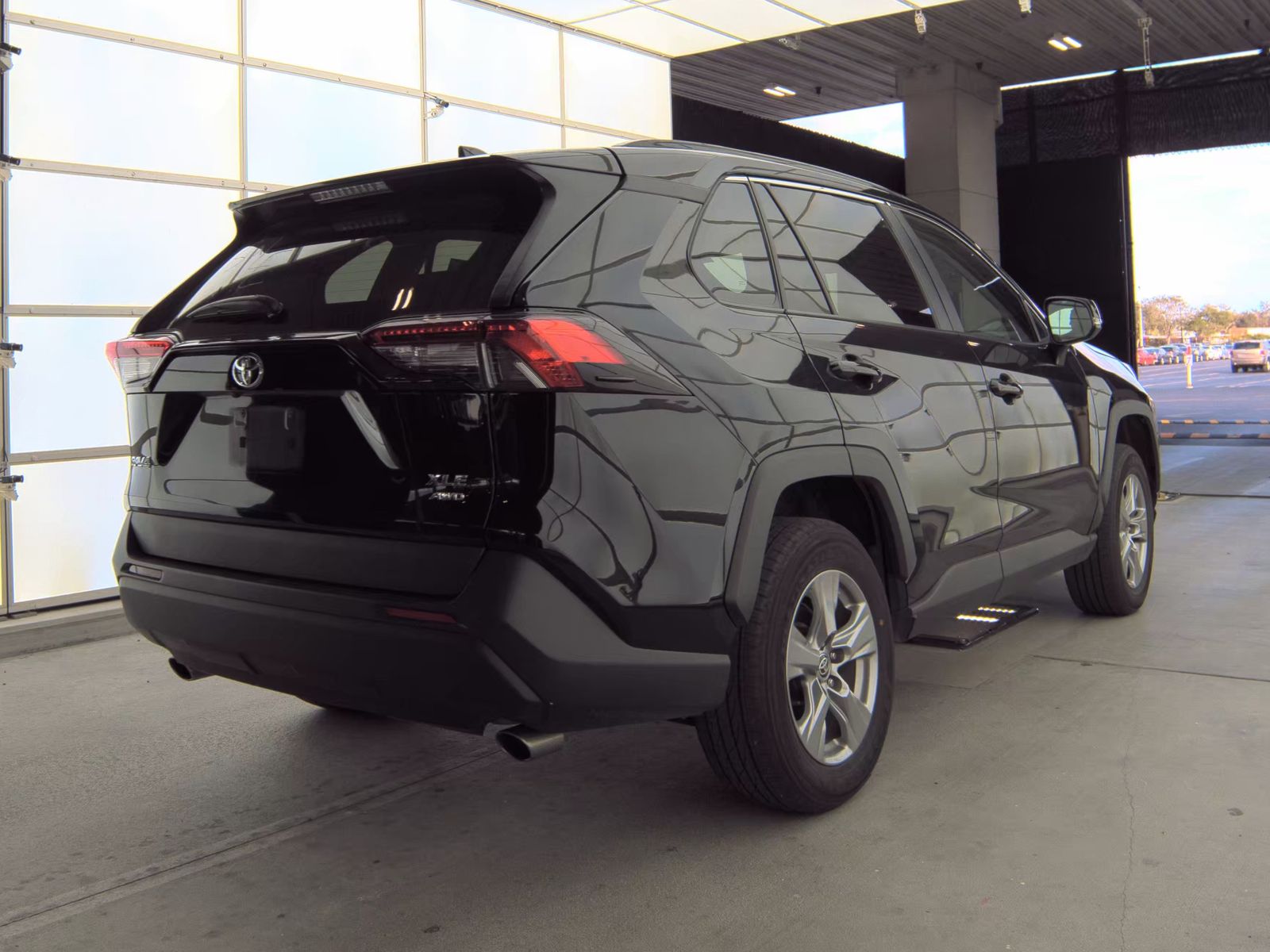 2024 Toyota RAV4 XLE AWD