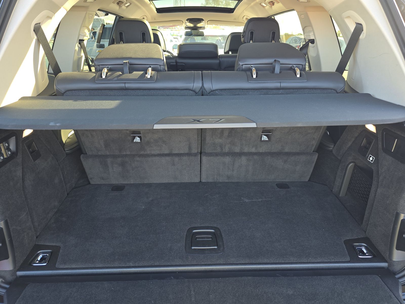 2025 BMW X7 xDrive40i AWD