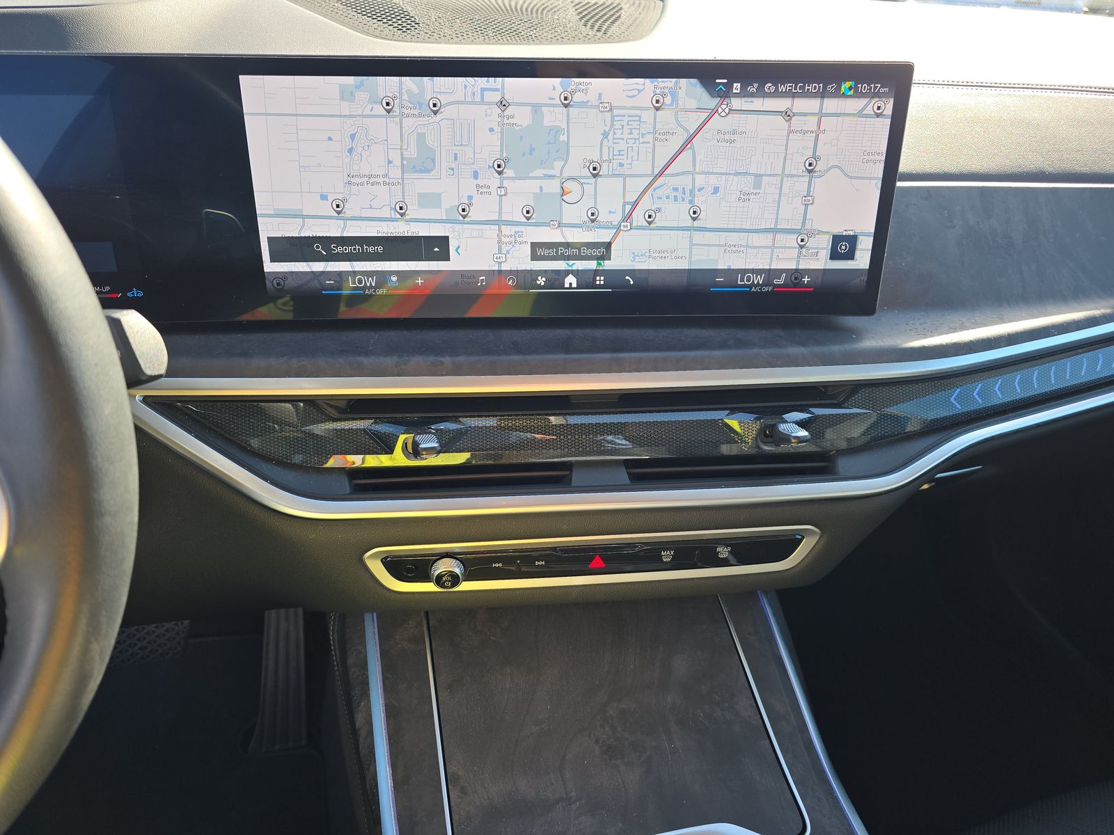 2025 BMW X7 xDrive40i AWD