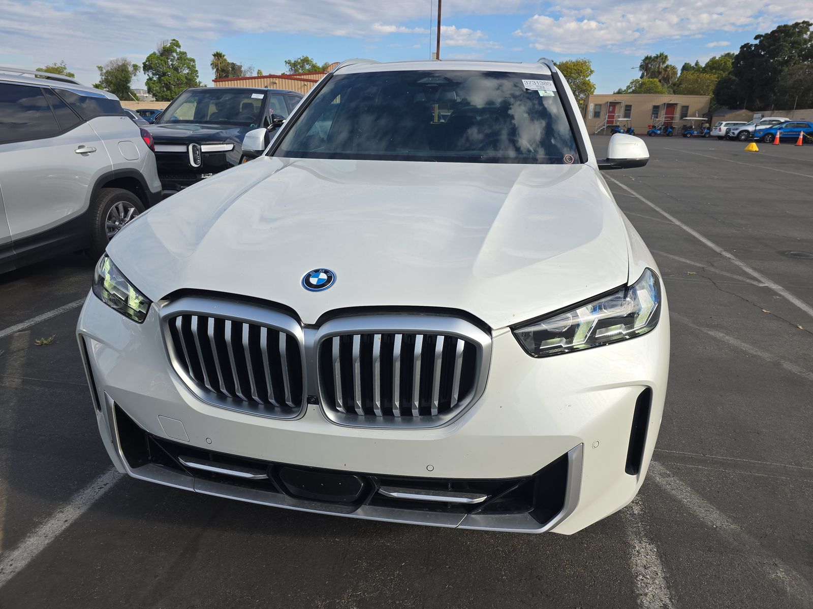 2025 BMW X5 xDrive50e AWD