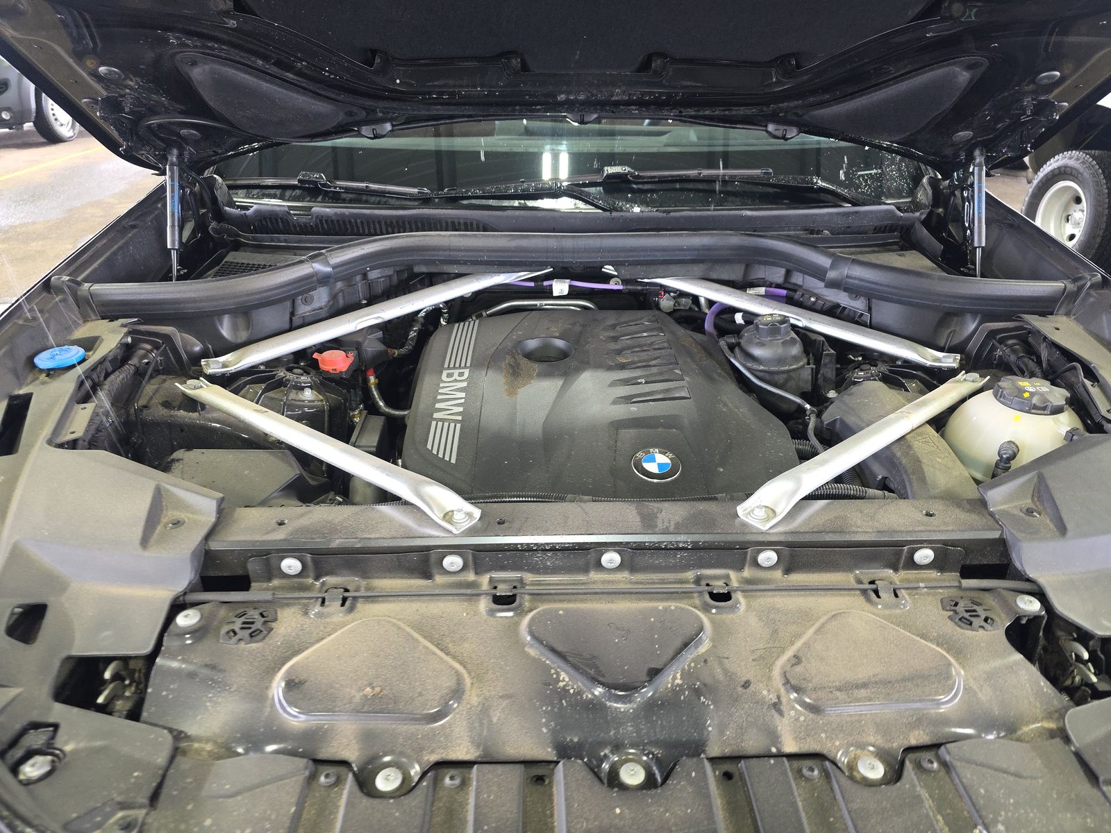 2025 BMW X5 xDrive40i AWD