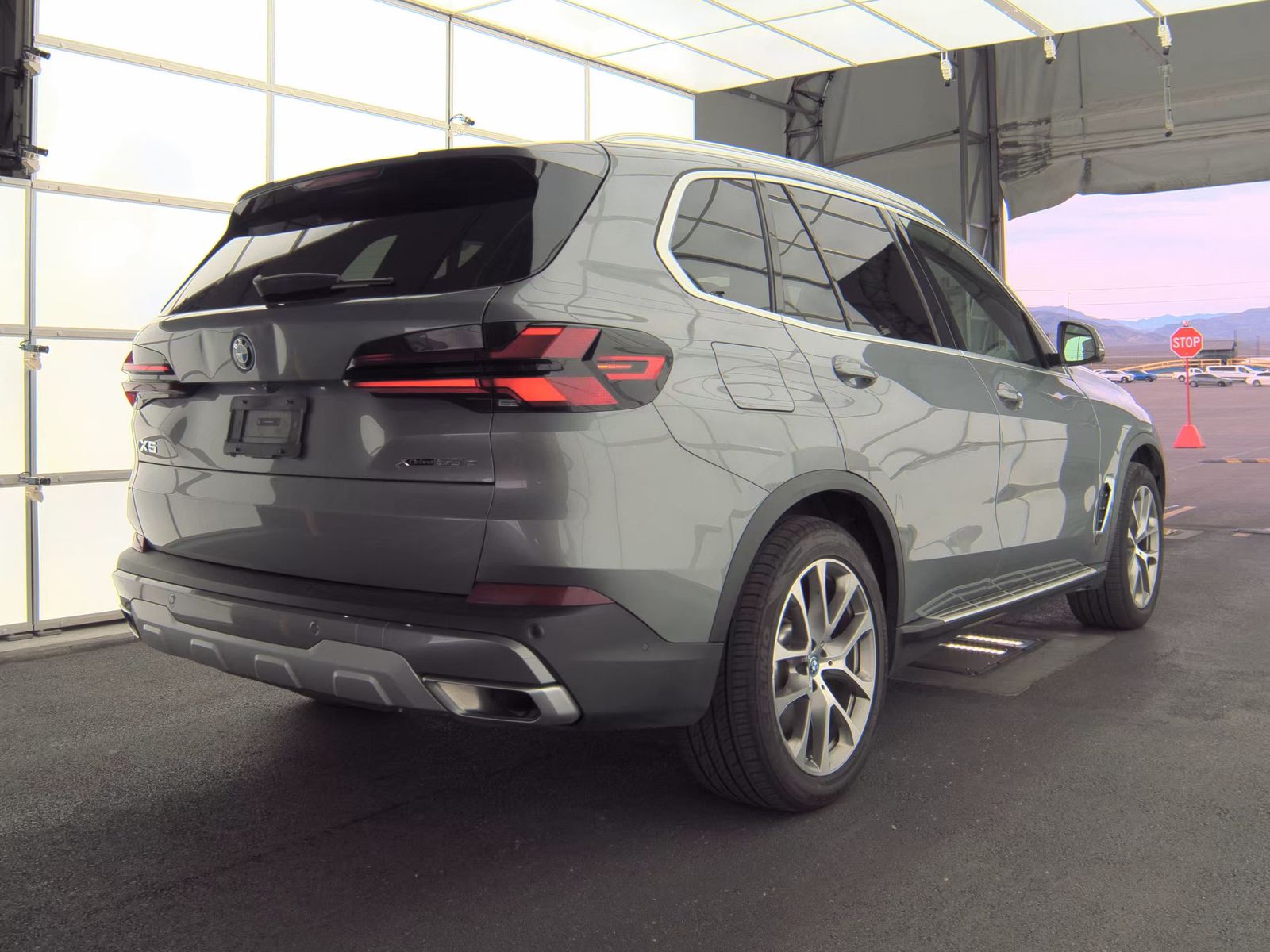2025 BMW X5 xDrive50e AWD
