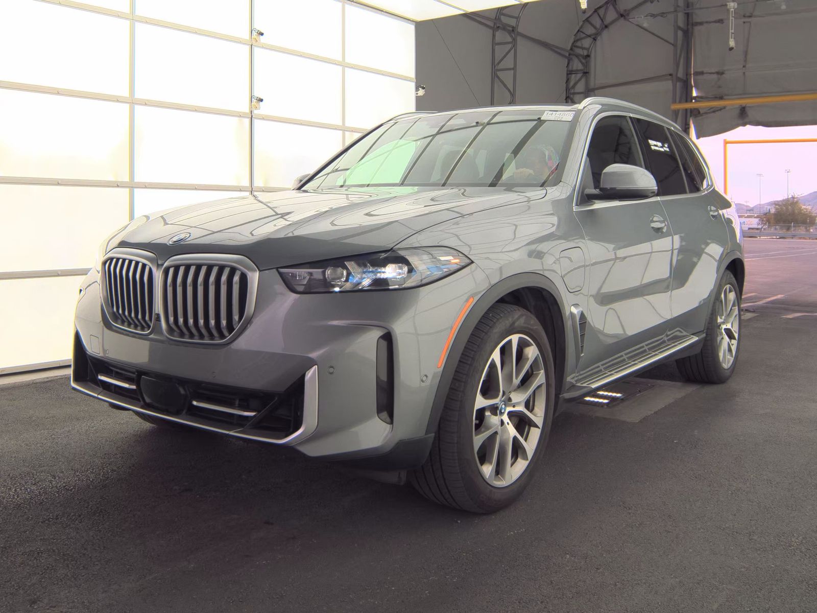 2025 BMW X5 xDrive50e AWD
