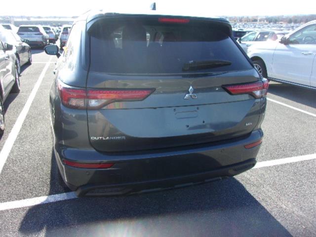2024 Mitsubishi Outlander SEL FWD