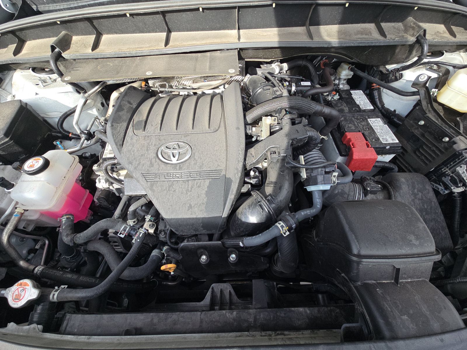 2024 Toyota Highlander LE AWD