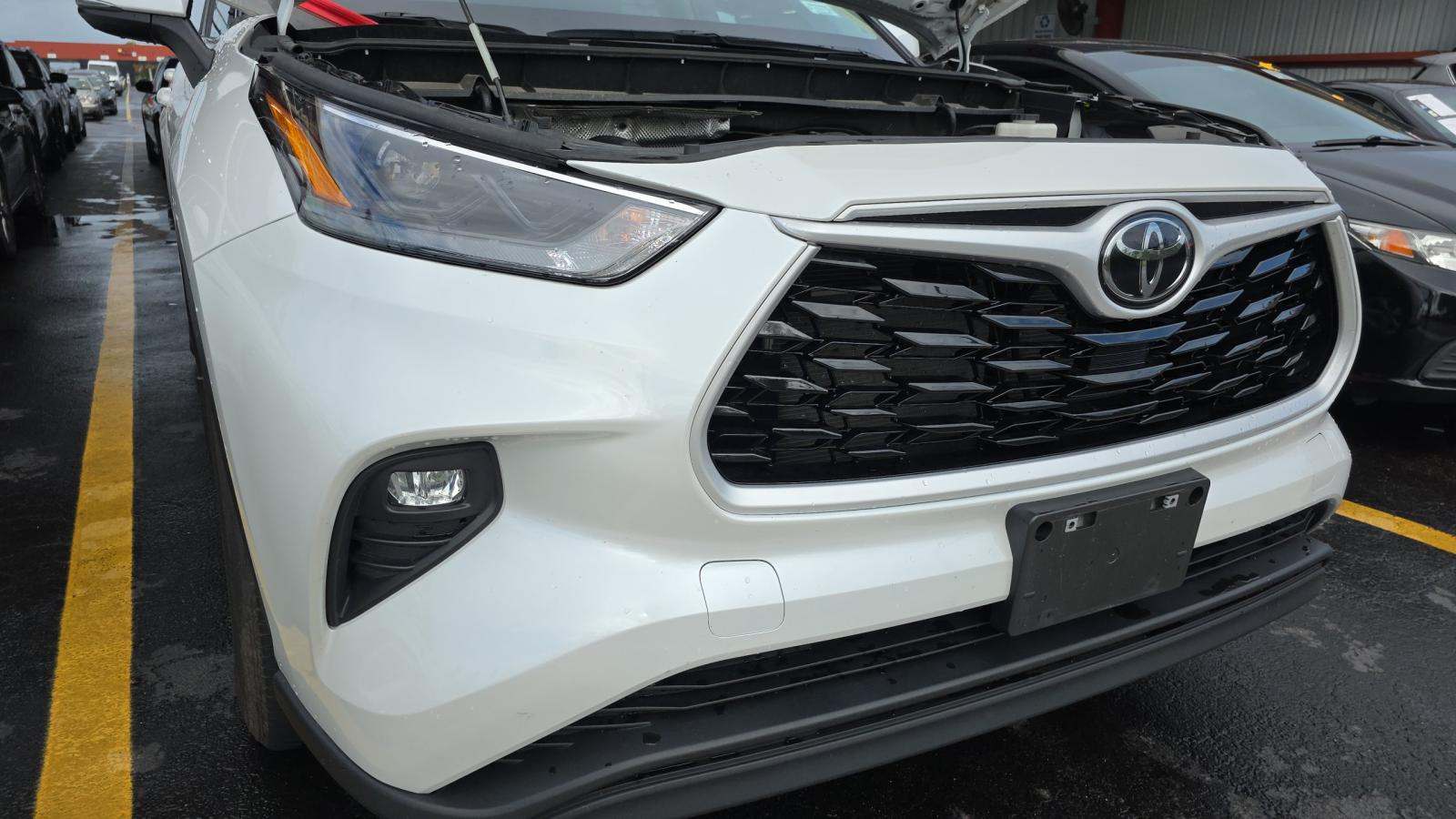 2024 Toyota Highlander LE AWD