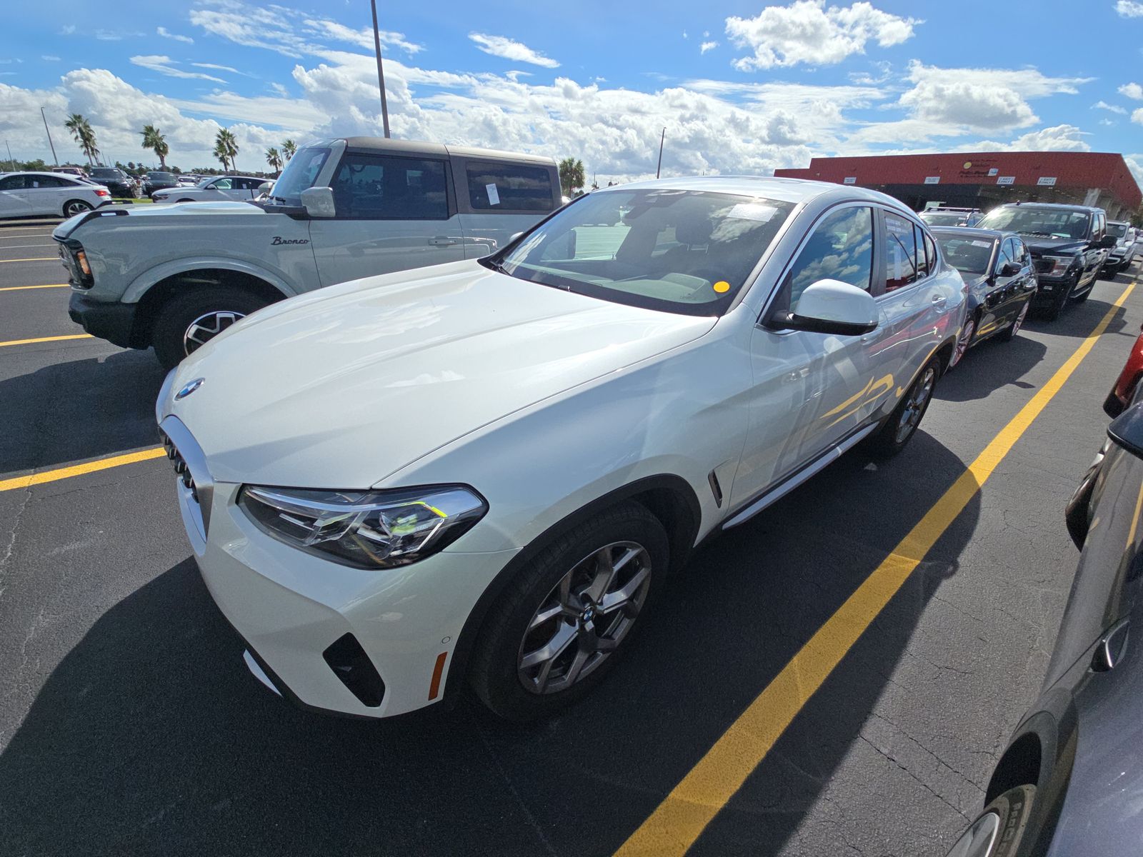 2024 BMW X4 xDrive30i AWD