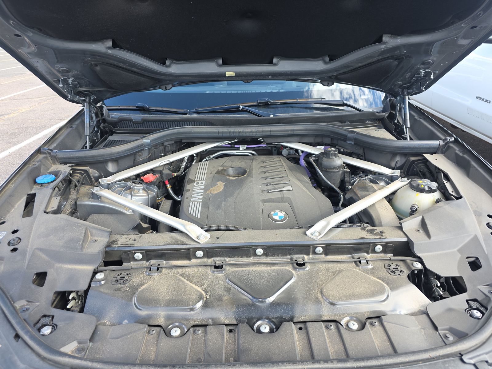 2025 BMW X5 xDrive40i AWD