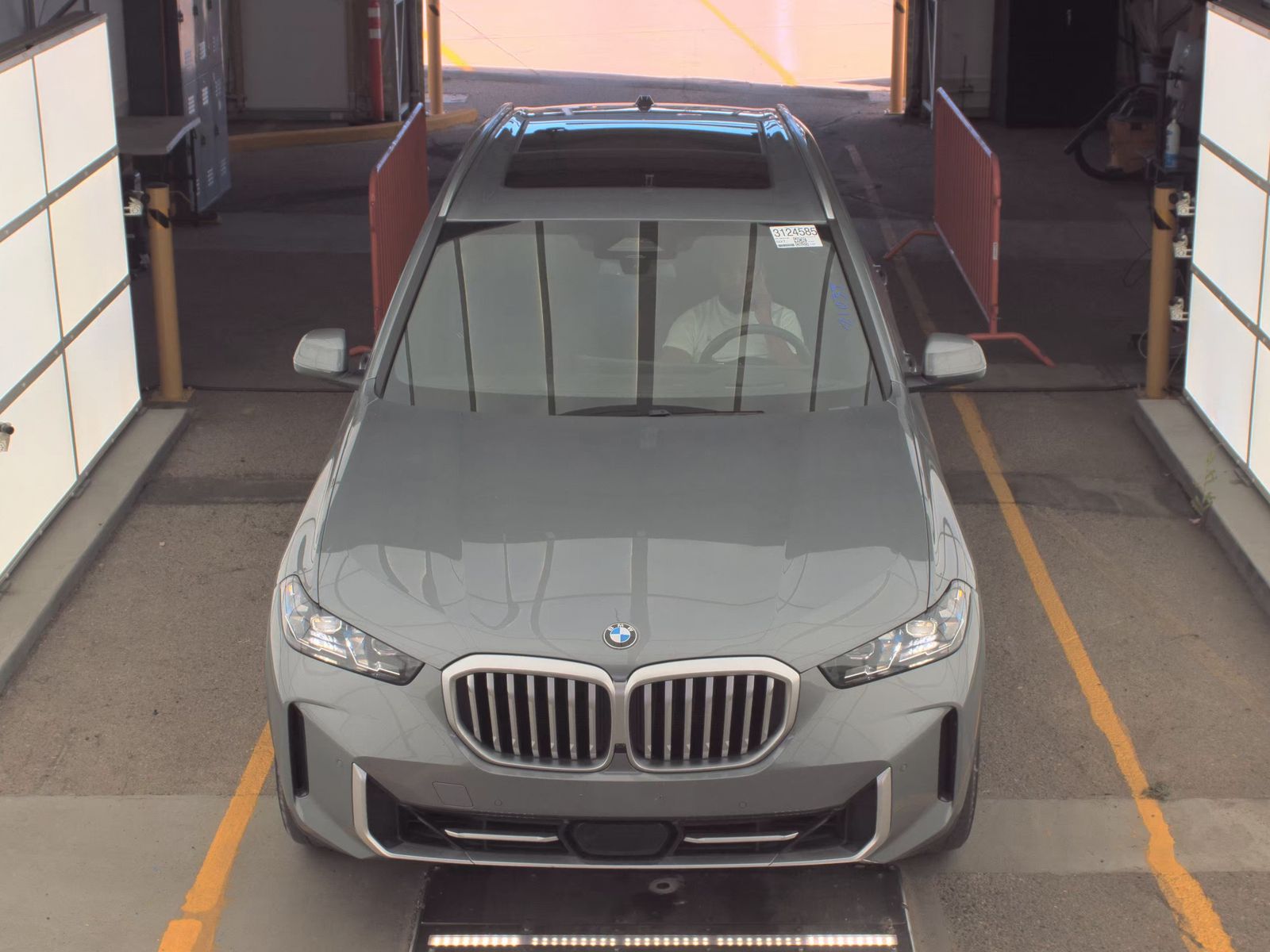 2025 BMW X5 xDrive40i AWD
