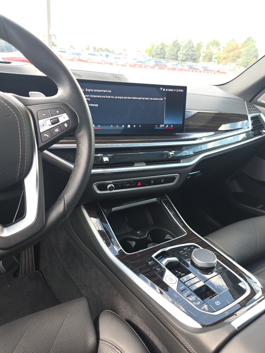 2025 BMW X5 xDrive40i AWD