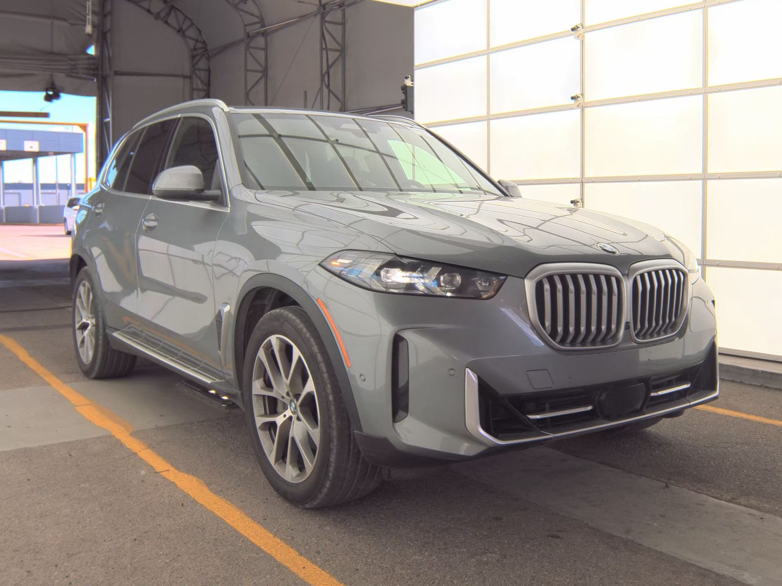 2025 BMW X5 xDrive40i AWD