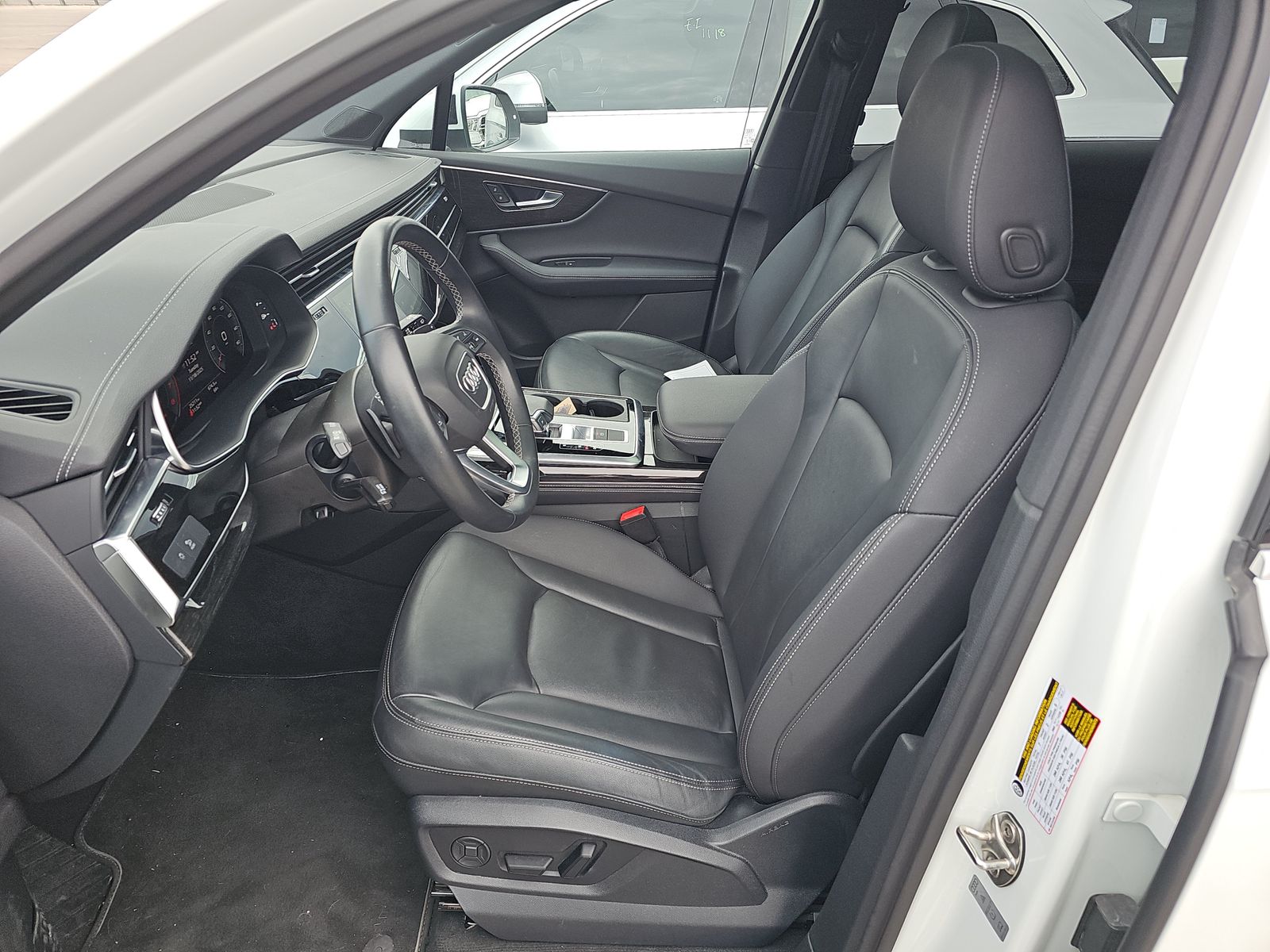 2025 Audi Q7 Premium Plus AWD