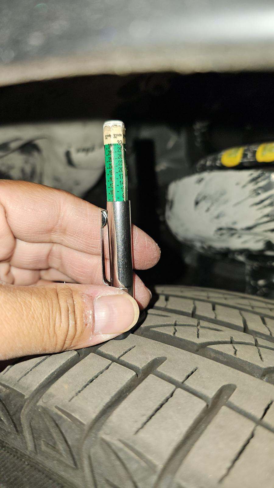 2024 Toyota Corolla Hybrid LE FWD