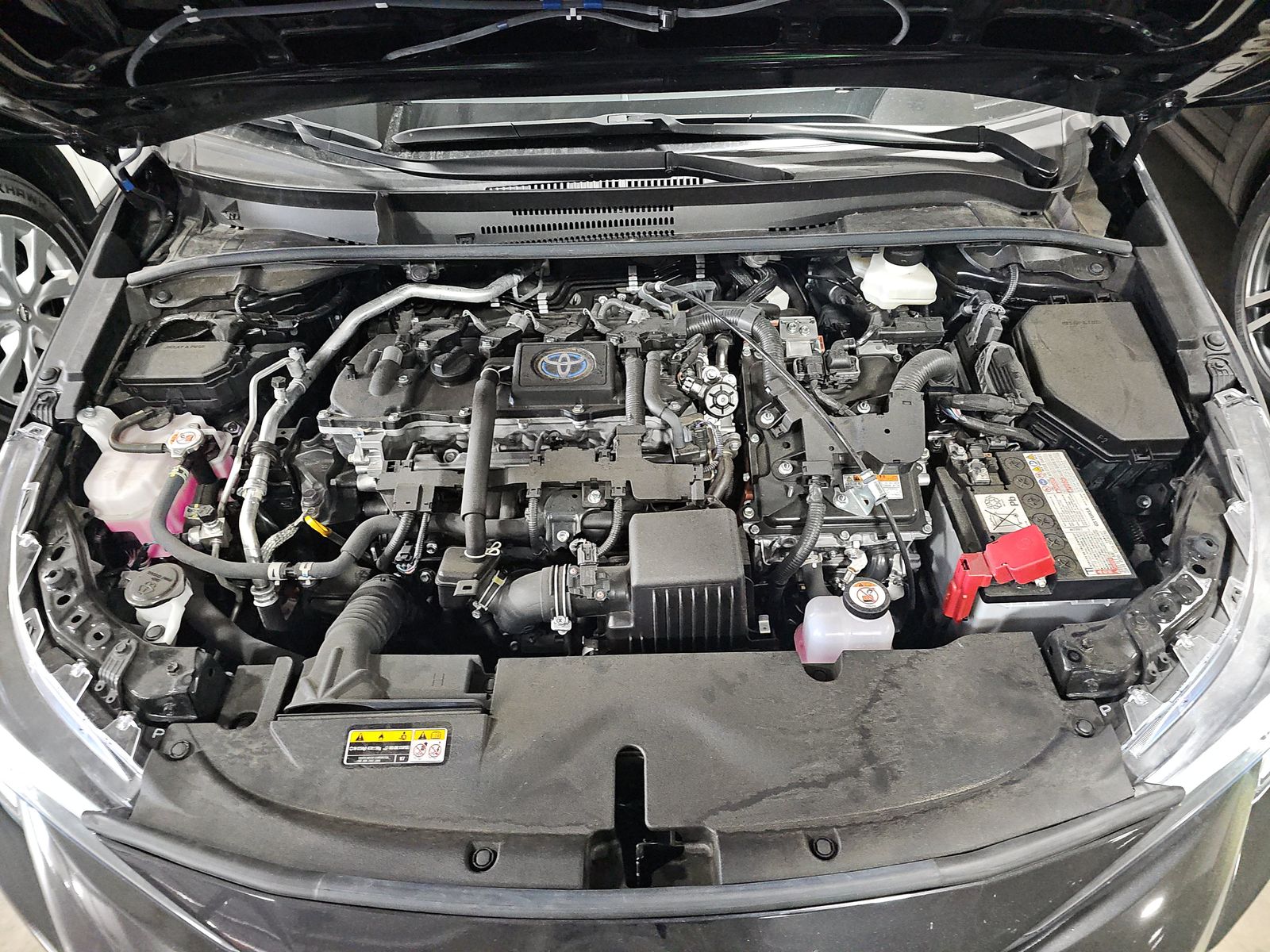 2024 Toyota Corolla Hybrid LE FWD